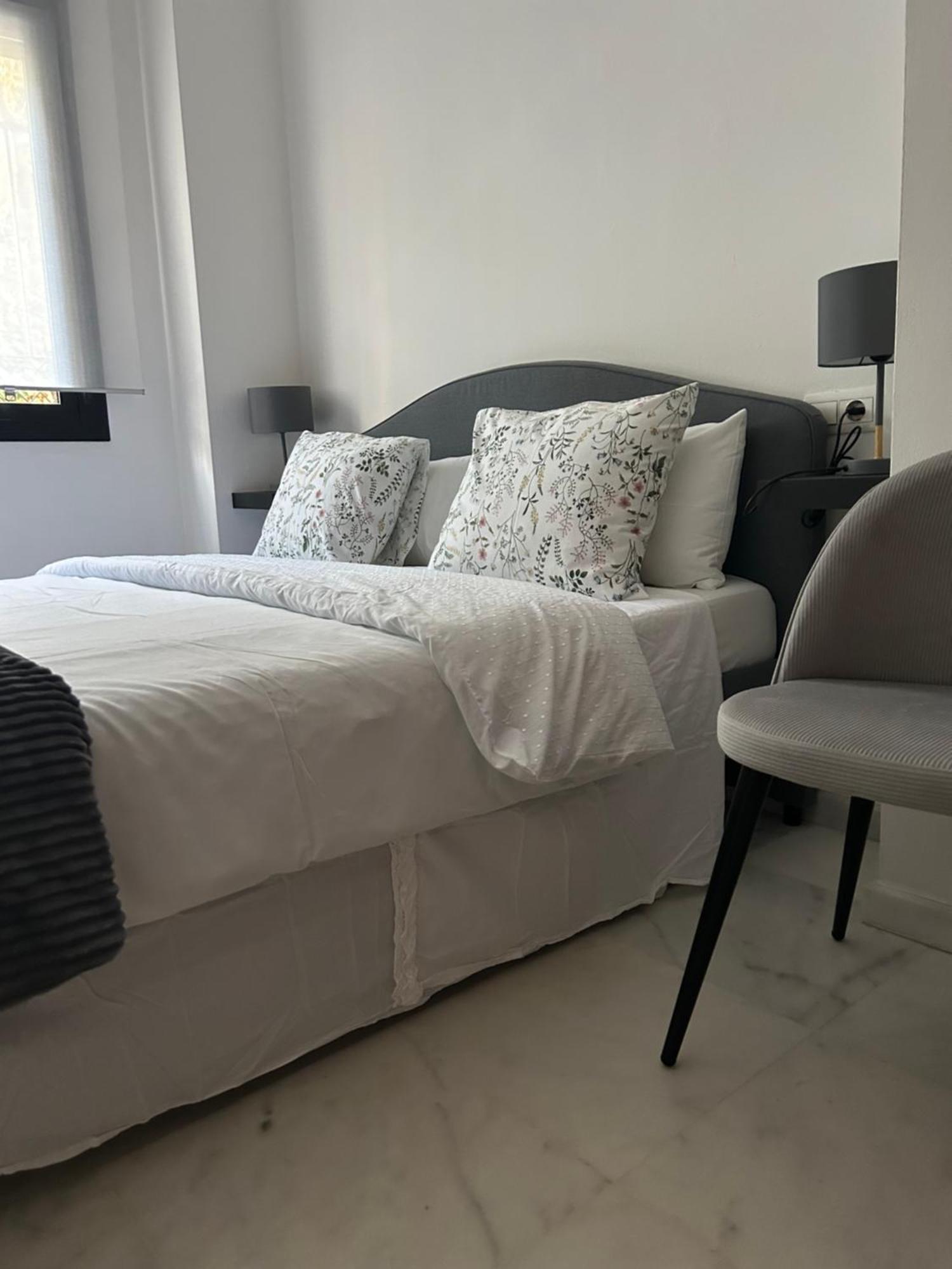 Apartamento Proximo Al Centro De 2 Dormitorios Con Piscina. Seville Exterior photo