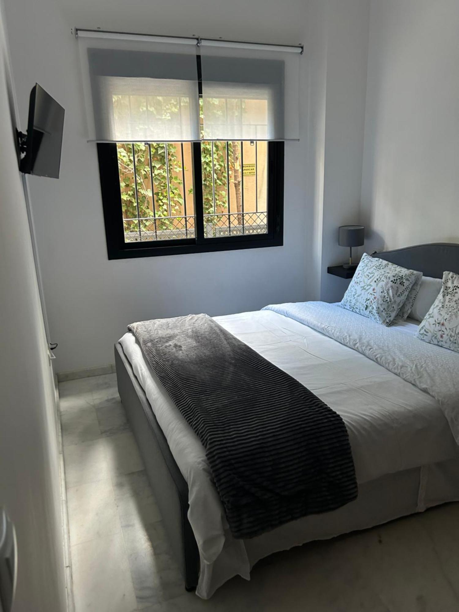 Apartamento Proximo Al Centro De 2 Dormitorios Con Piscina. Seville Exterior photo